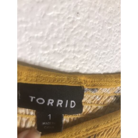 Torrid High Neck Smocked Tunic Top Floral Size 1X Womens - Picture 4 of 6